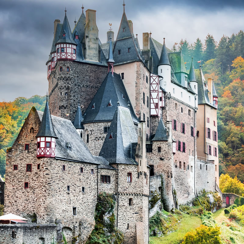 Burge und Schlösser